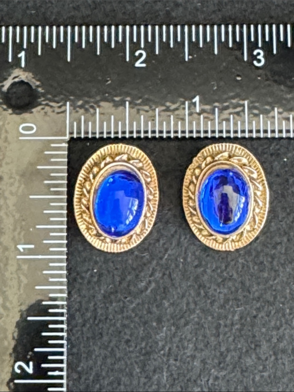 VTG Gold Tone Blue Cabochon Clip on Earrings - Picture 4 of 4